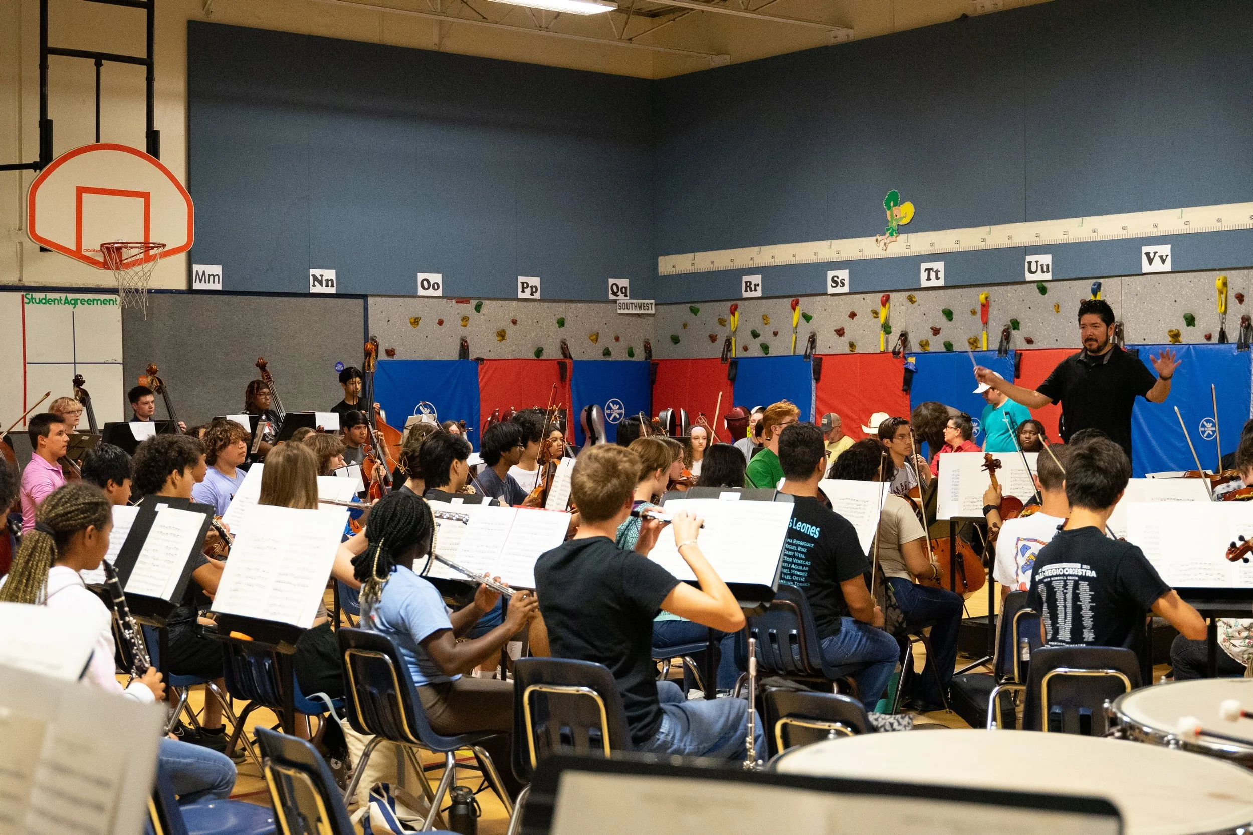 TXIOS students rehearsing